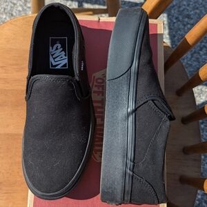VANS asher platform- womens-NWT